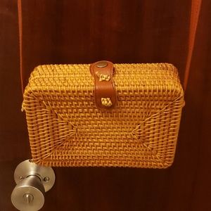 Croosbody rattan 👜